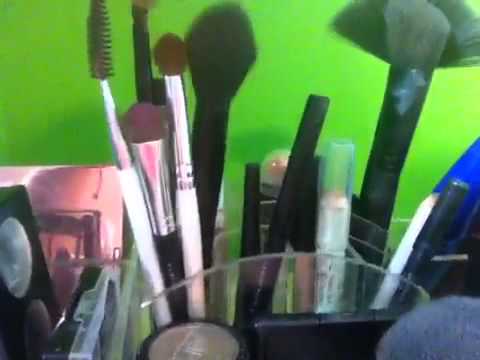 A Broke College Student’s Makeup Collection and Storage
