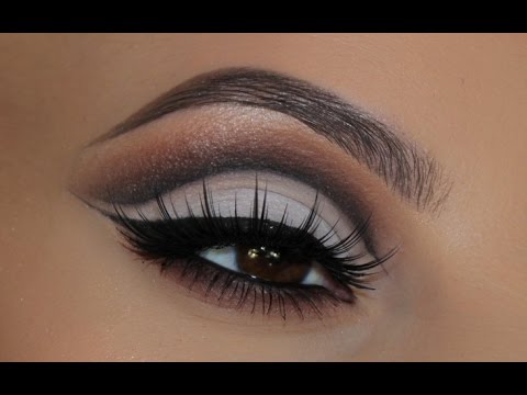 How To Do a Cut Crease Eyeshadow Tutorial | Amys Makeup Box