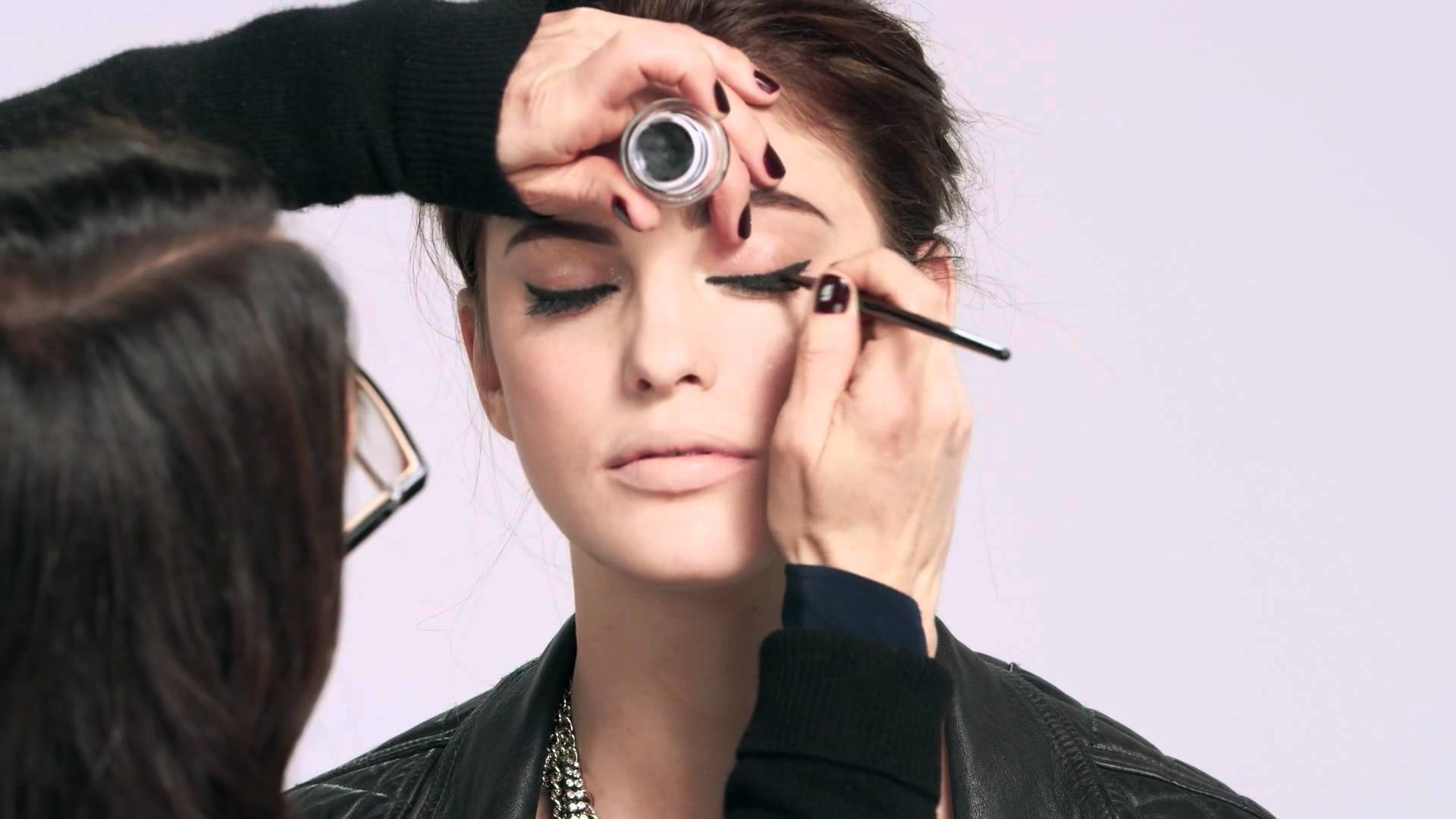 How-To: Party Makeup by Bobbi Brown UK