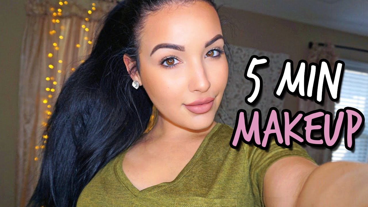 5 Minute Makeup Routine | Powder Foundation