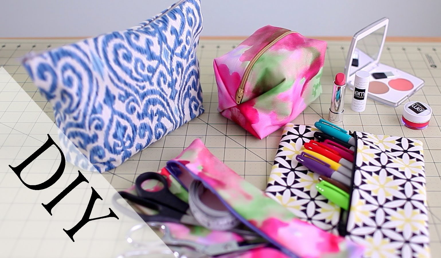 DIY Pencil Case & Makeup Bag {No Sew & Sew} by ANNEORSHINE